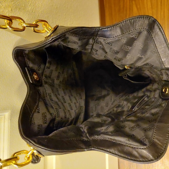 MK leather bag - Picture 7 of 7